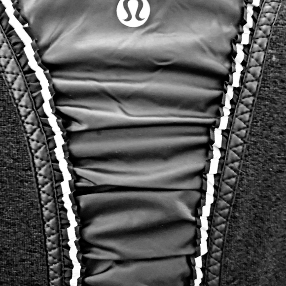 Lululemon Fleece - Picture 8 of 11